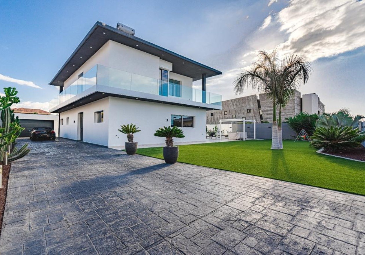Moderna y lujosa villa en Playa Paraíso, Costa Adeje