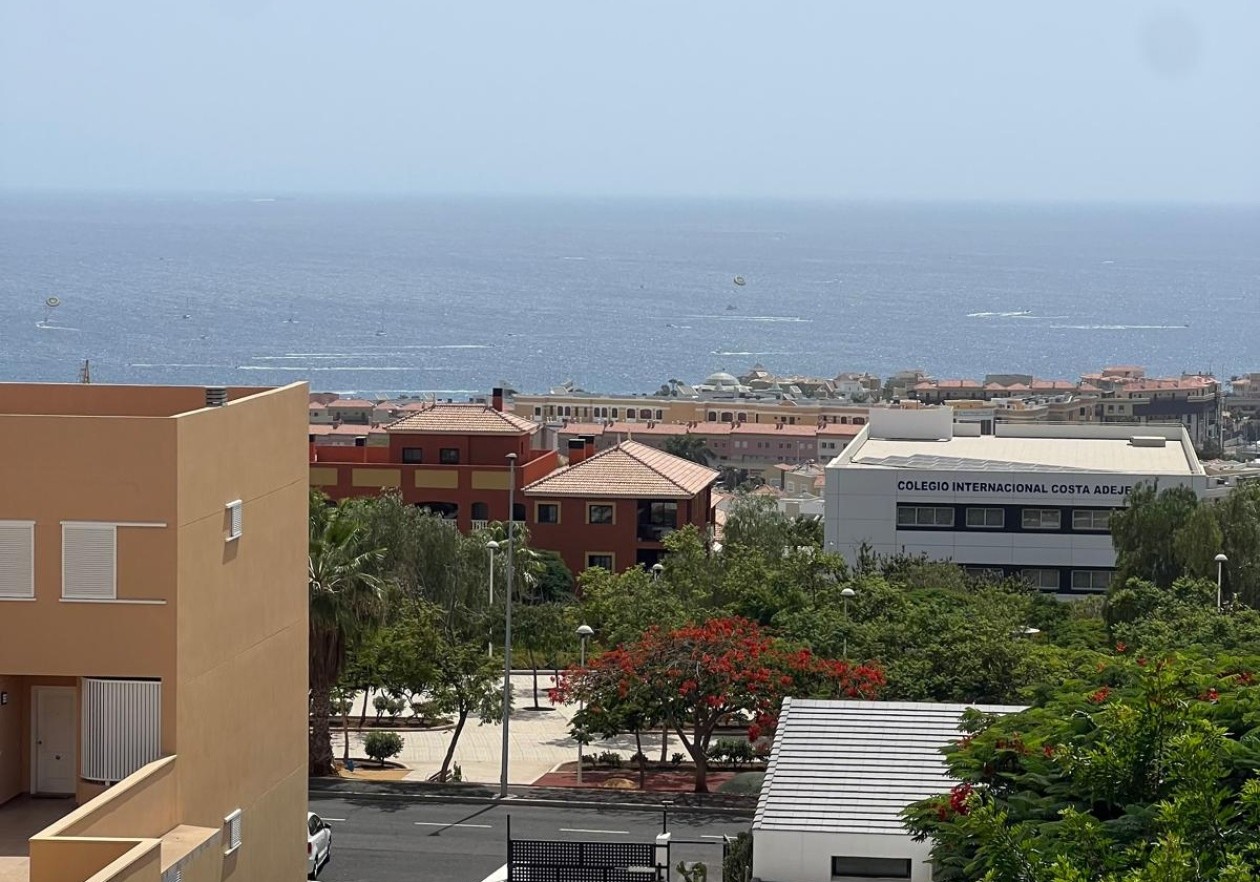 Apartamento moderno con vistas incomparables en El Madroñal