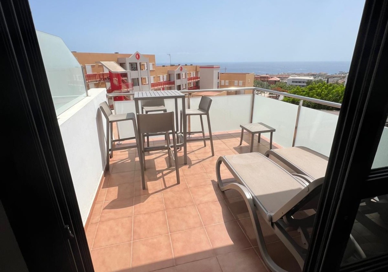 Apartamento moderno con vistas incomparables en El Madroñal