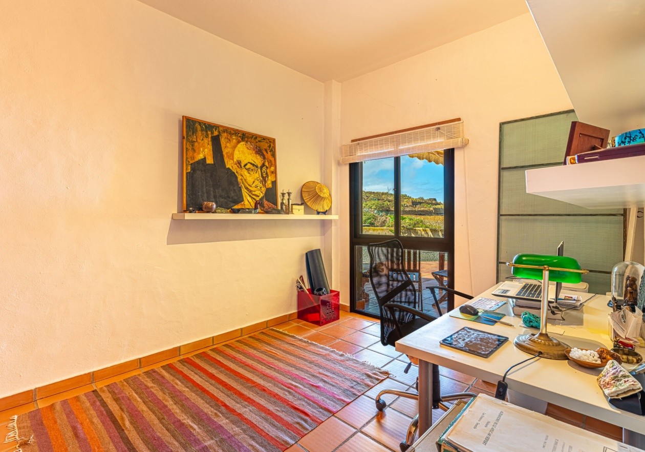 Independent house in San Juan de la Rambla