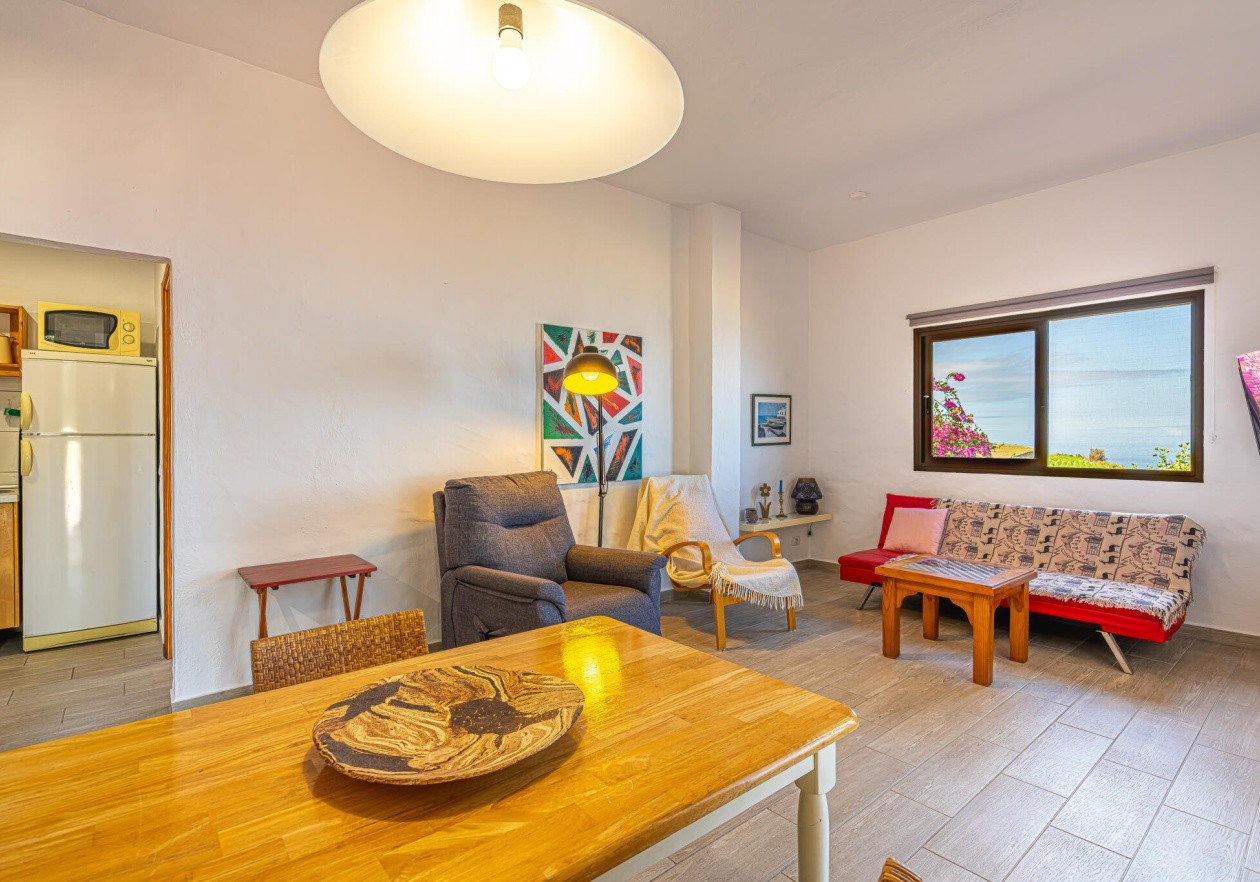Independent house in San Juan de la Rambla