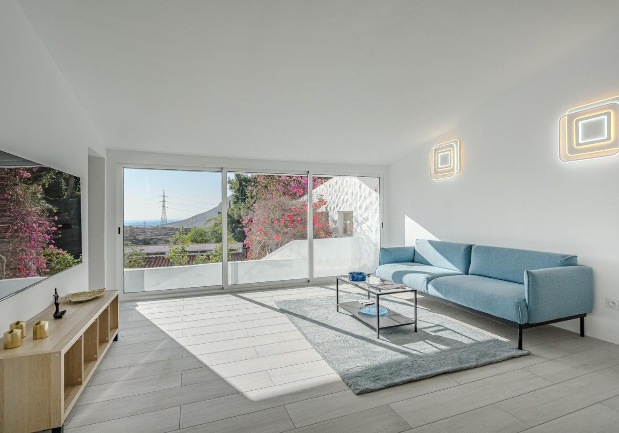 Semi-detached house for sale in calle la Punta Chayofa, Arona