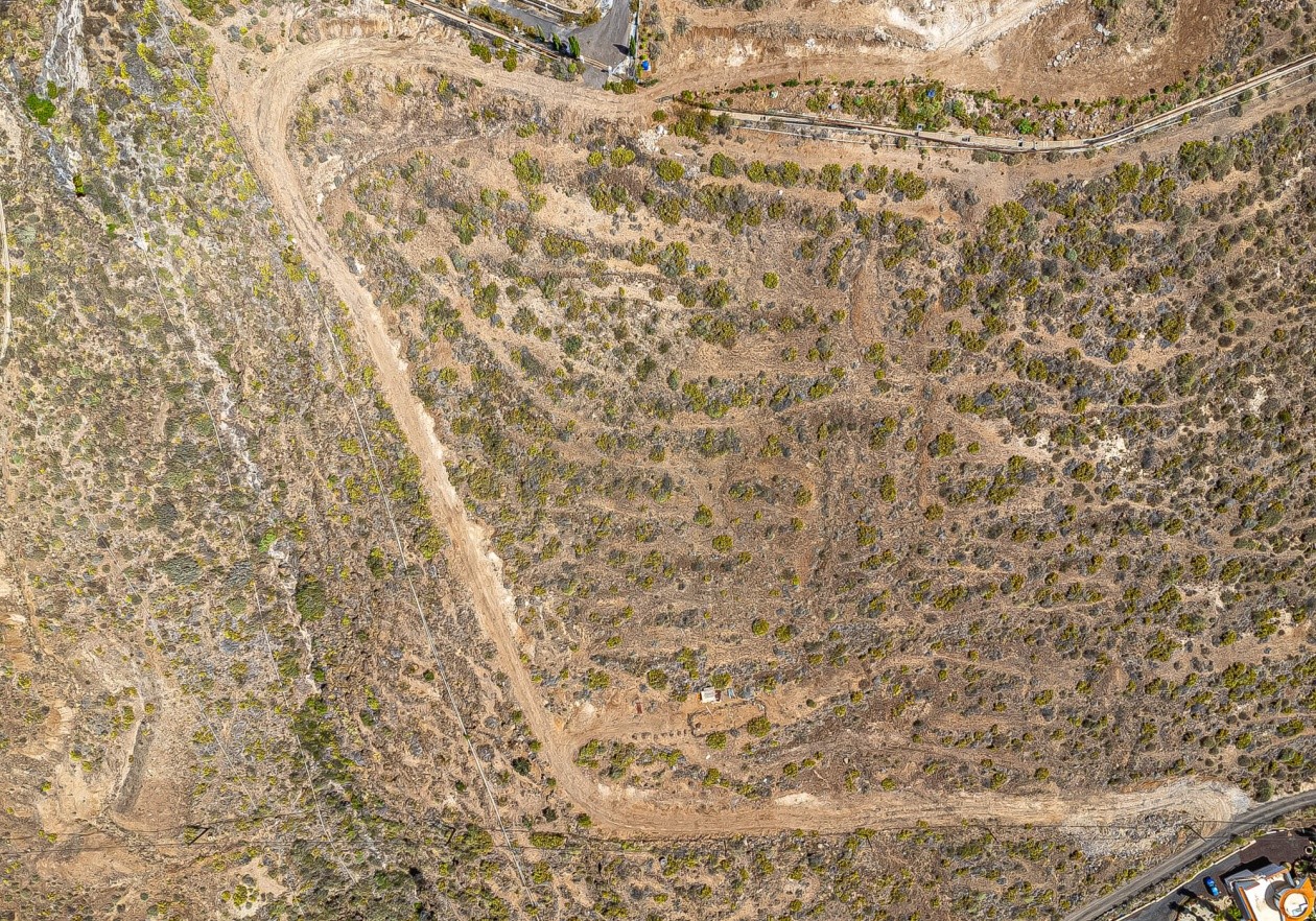 Two plots in ‘Camino Las Moraditas’, Adeje
