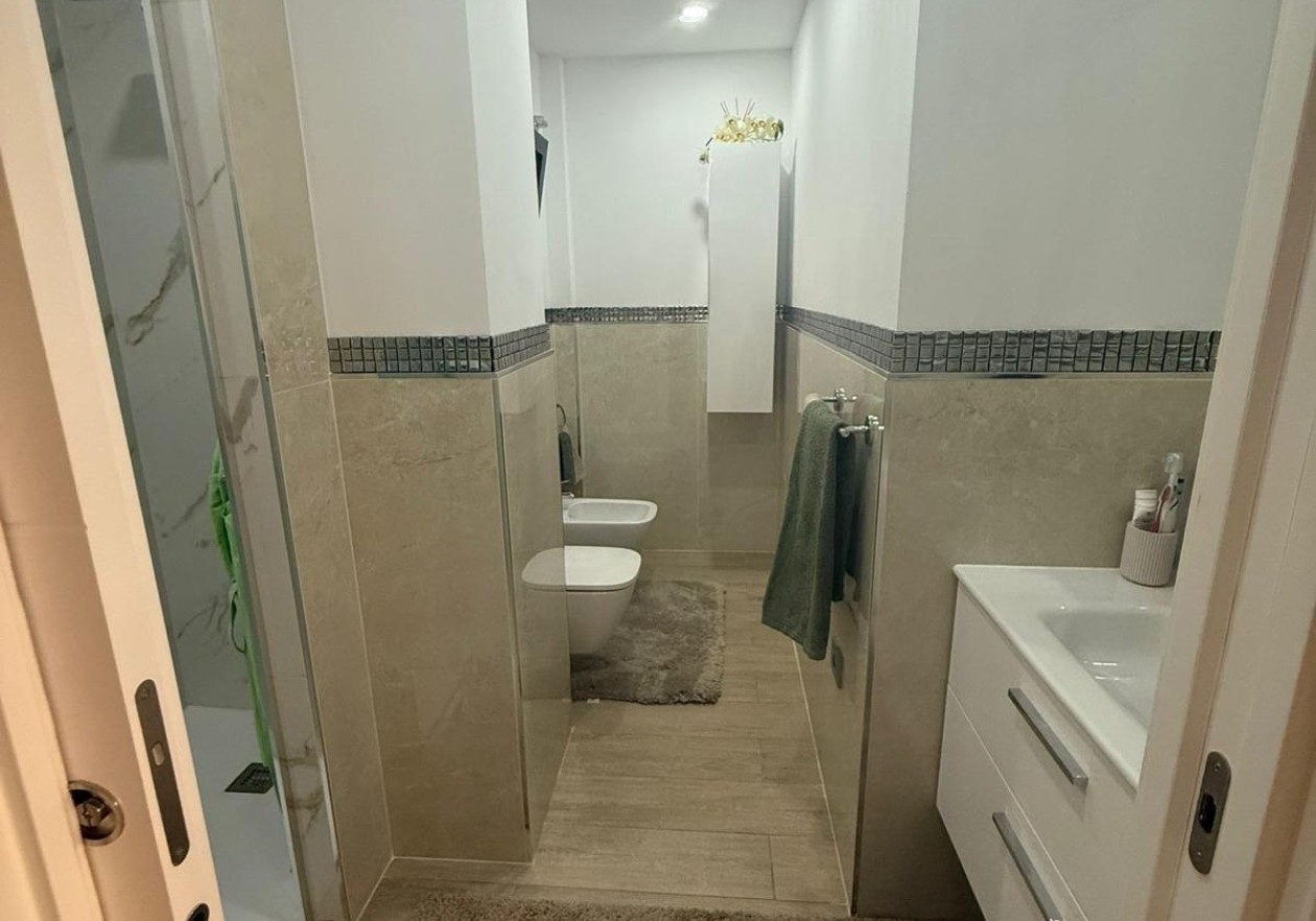 Modern Apartment with Balcony, Terrace and Pool in a Central Location in Adeje