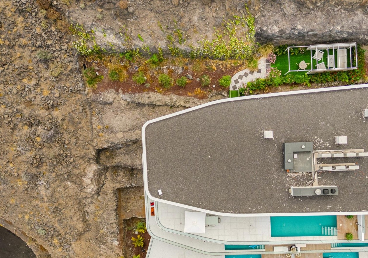 Exclusive Luxury Penthouse with Unobstructed Sea Views in Los Gigantes 