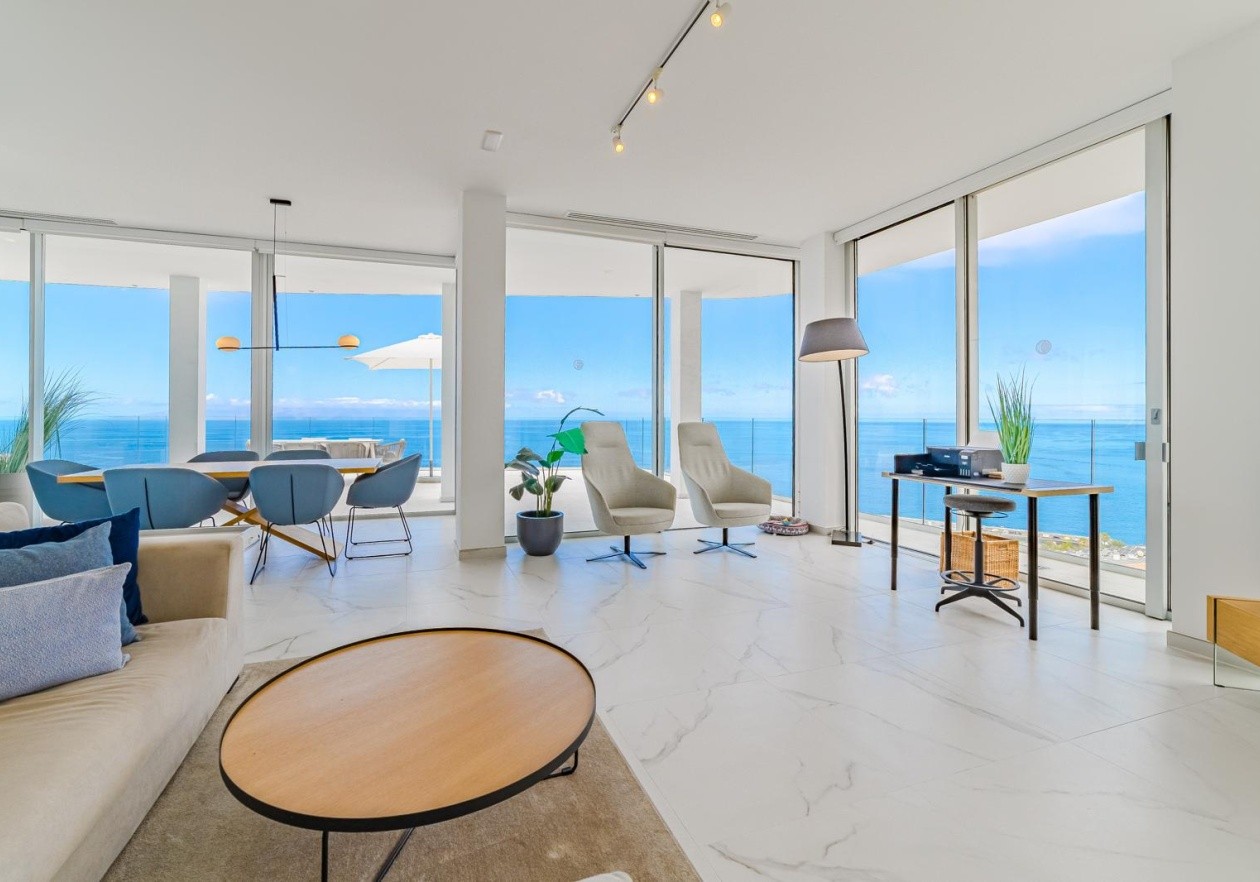 Exclusive Luxury Penthouse with Unobstructed Sea Views in Los Gigantes 