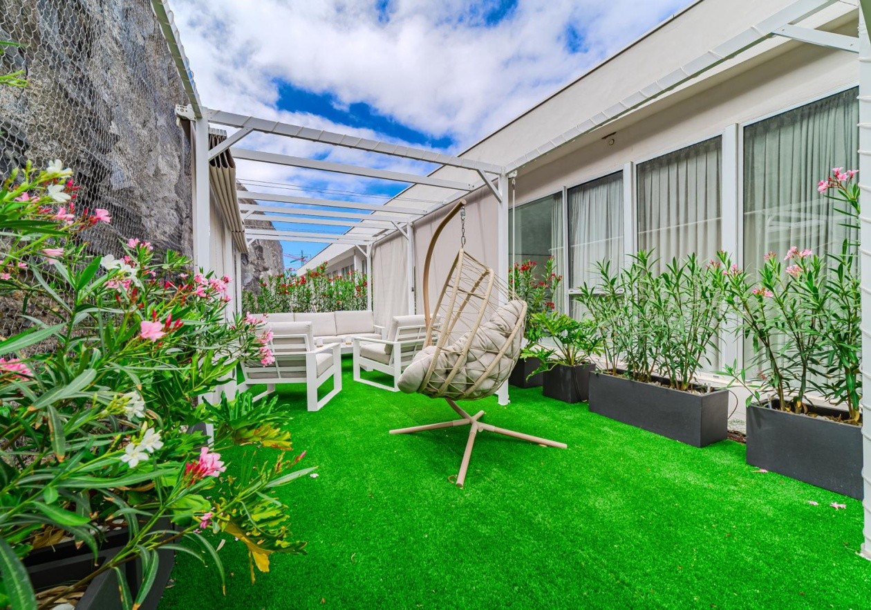 Exclusive Luxury Penthouse with Unobstructed Sea Views in Los Gigantes 