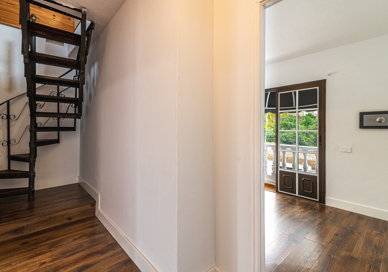 Exclusive licensed medical property with flexible living comfort in La Orotava, Tenerife