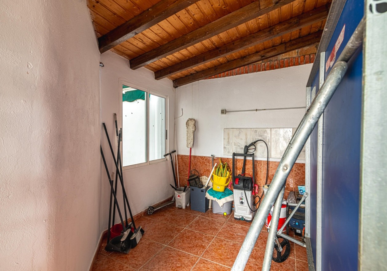 Exclusive licensed medical property with flexible living comfort in La Orotava, Tenerife