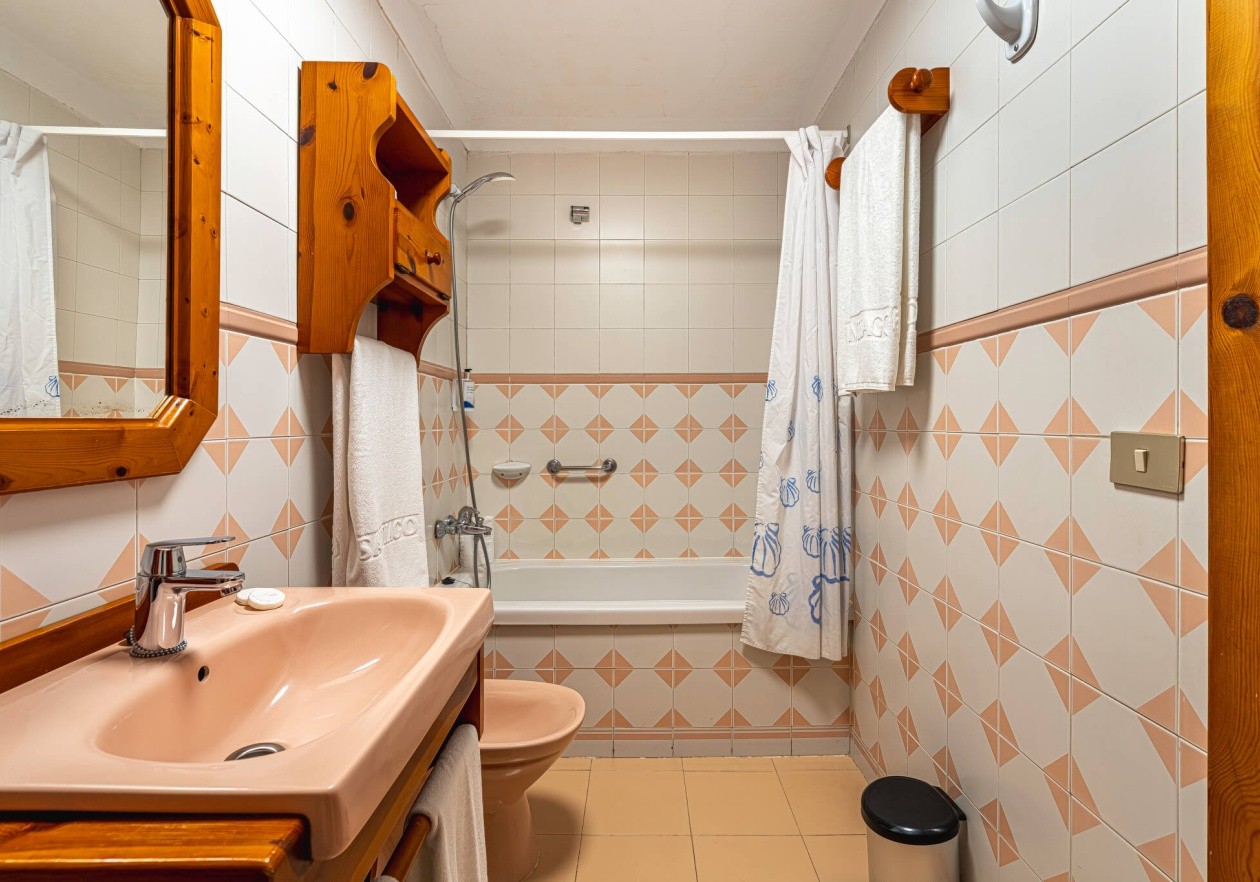 Nice ground floor studio with garden in Parque Santiago III