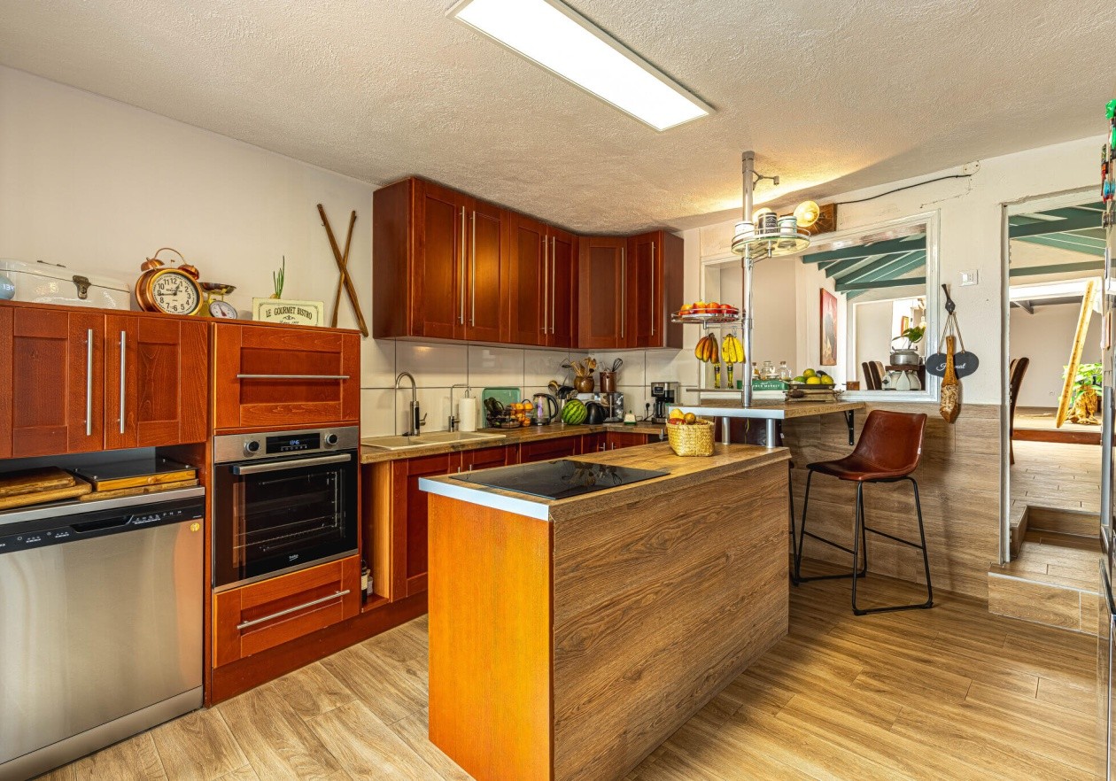Fully renovated home in the traditional Canarian style.