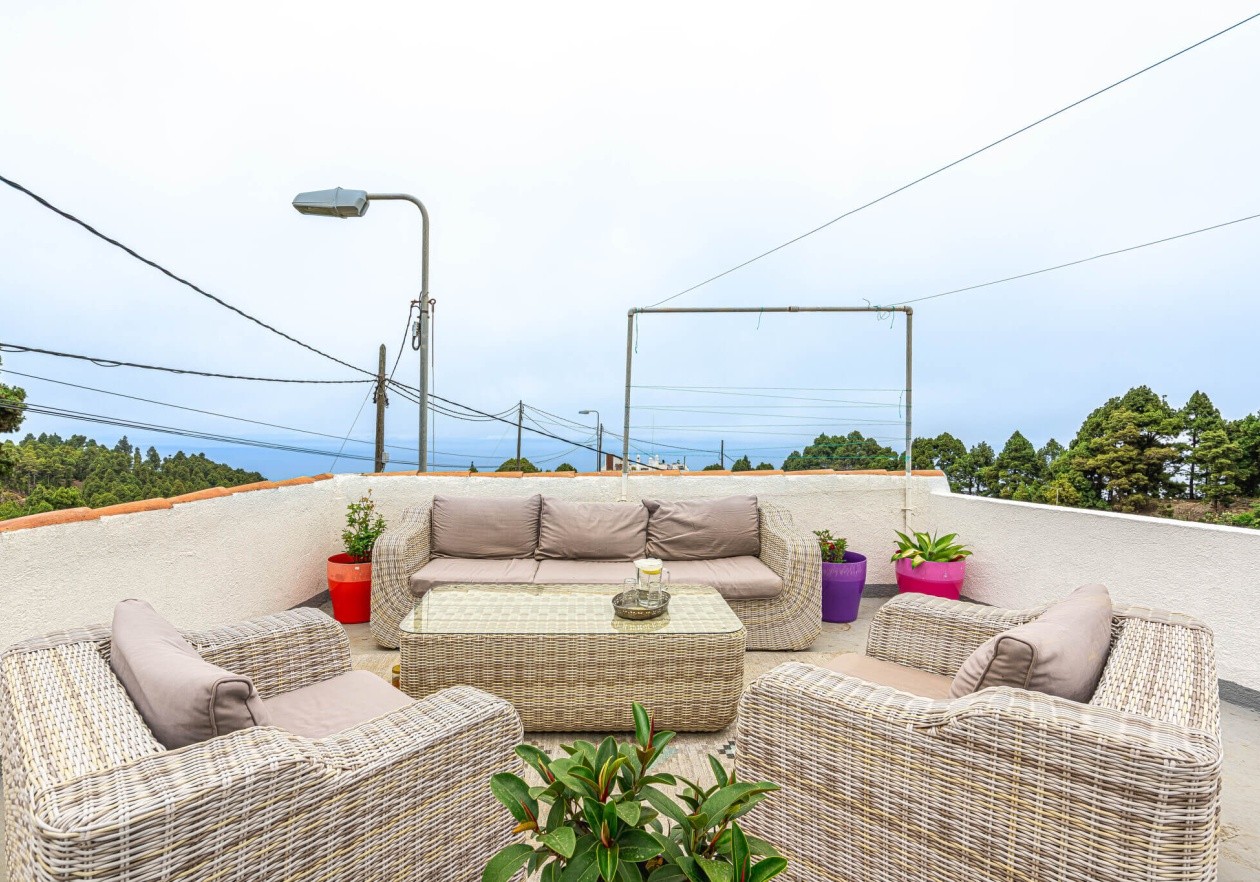 Fully renovated home in the traditional Canarian style.