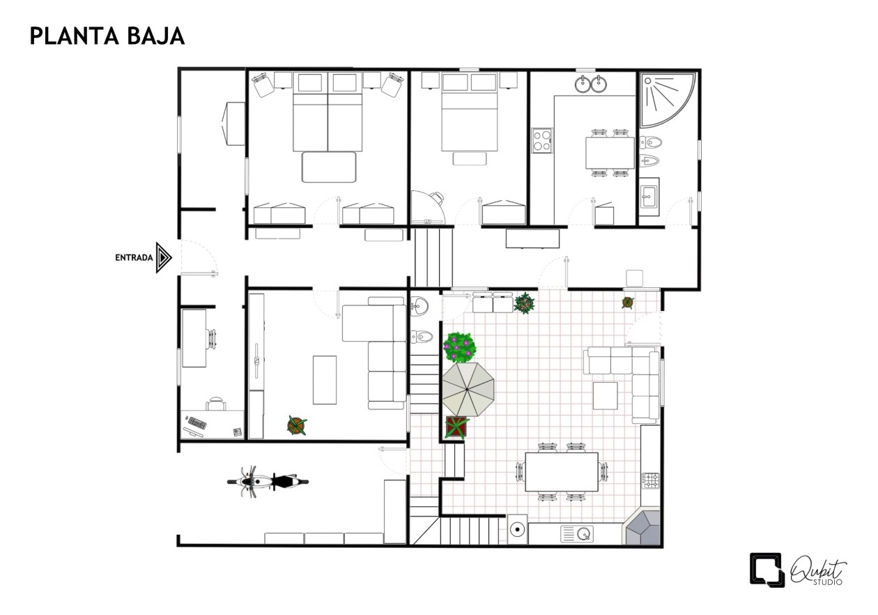 Completely detached home, built in authentic Canarian style.