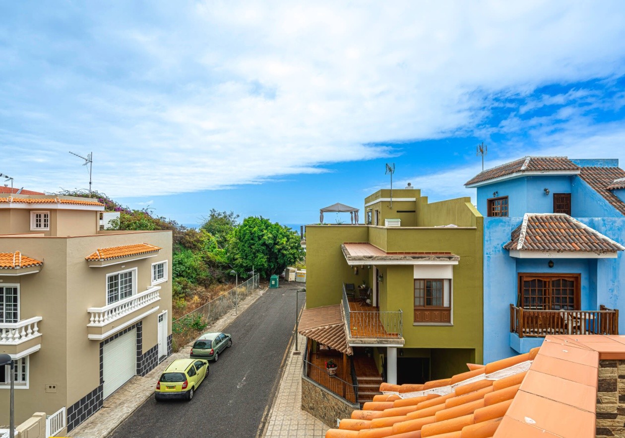 Semi-Detached House for Sale – Nice location and confort