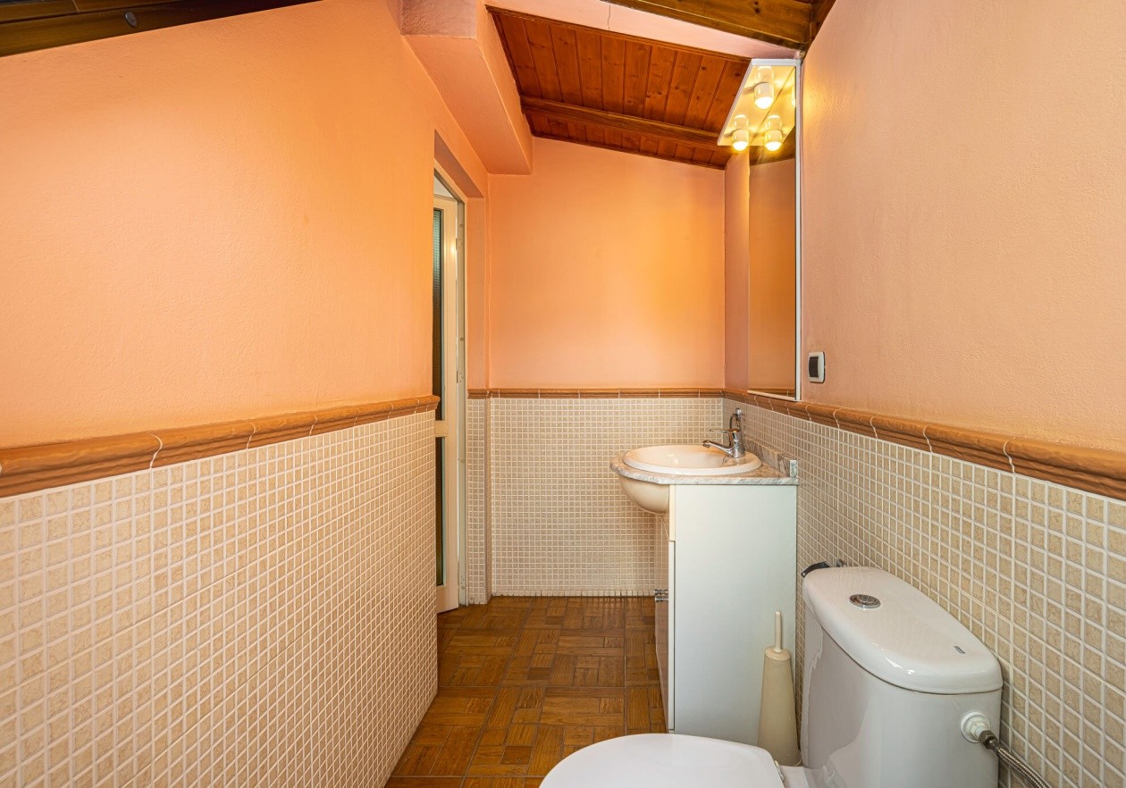 Semi-Detached House for Sale – Nice location and confort