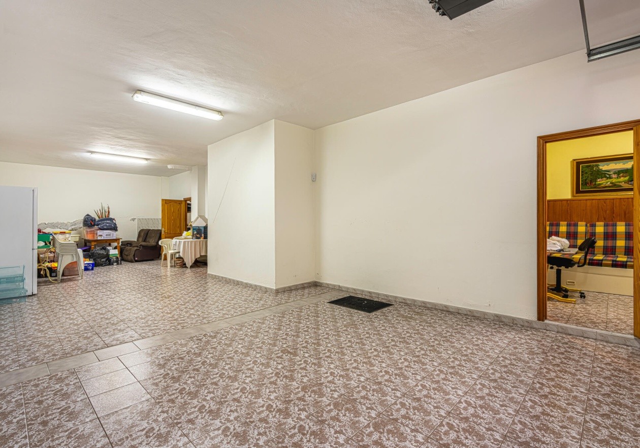 Semi-Detached House for Sale – Nice location and confort