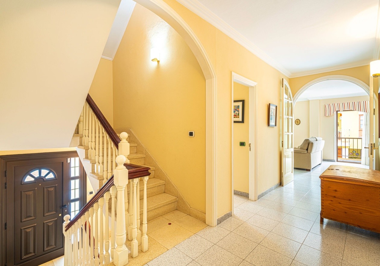 Semi-Detached House for Sale – Nice location and confort