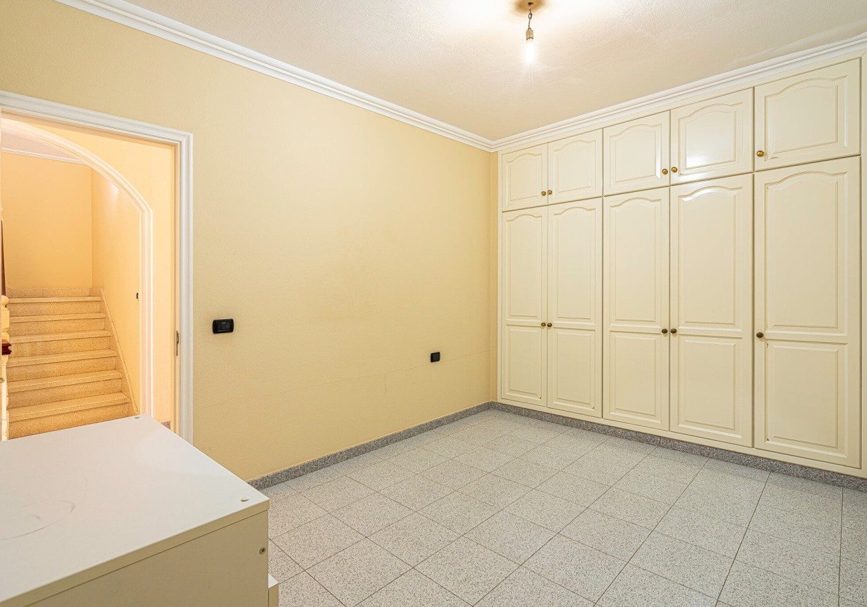 Semi-Detached House for Sale – Nice location and confort