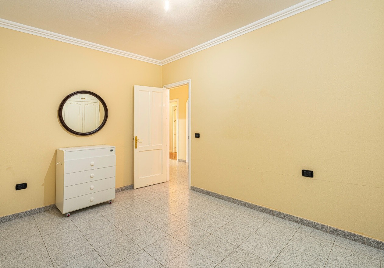 Semi-Detached House for Sale – Nice location and confort