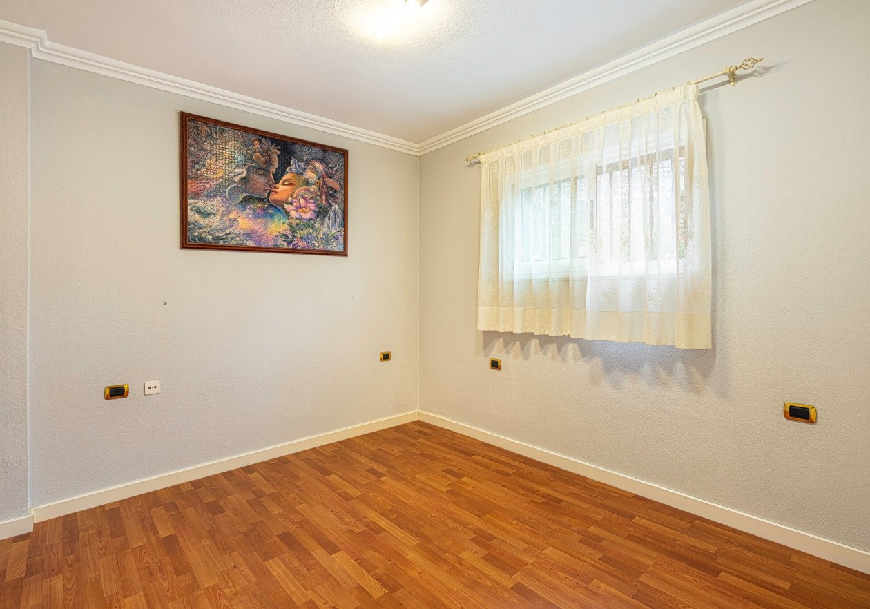 Semi-Detached House for Sale – Nice location and confort