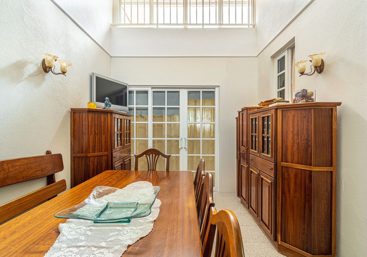 Semi-Detached House for Sale – Nice location and confort