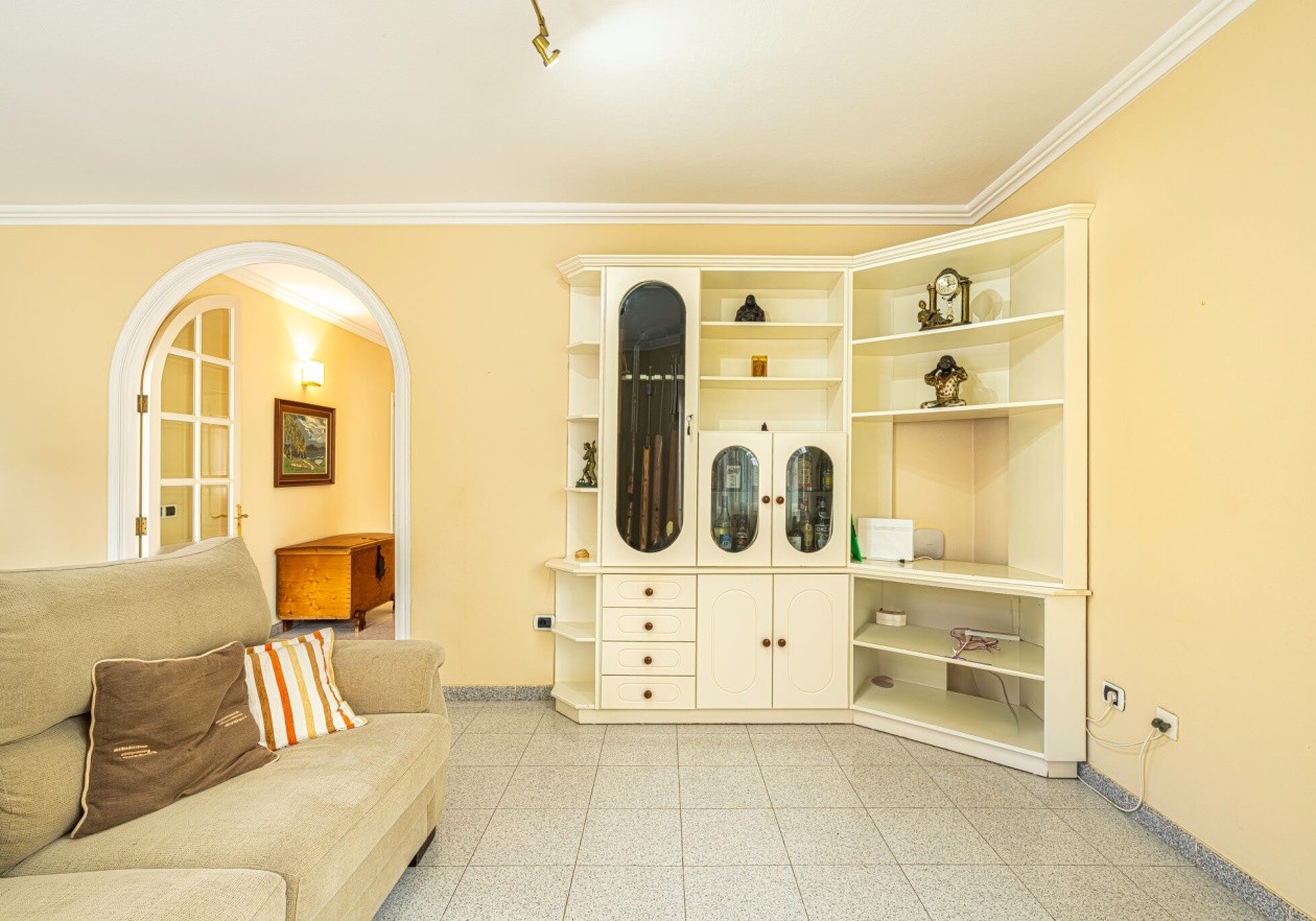 Semi-Detached House for Sale – Nice location and confort