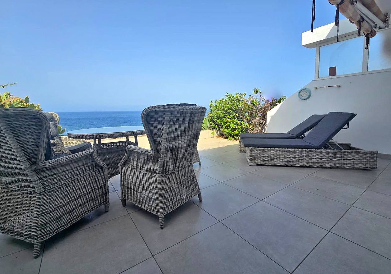 Apartamento en primera línea de playa - Playa de la Arena, Puerto de Santiago
