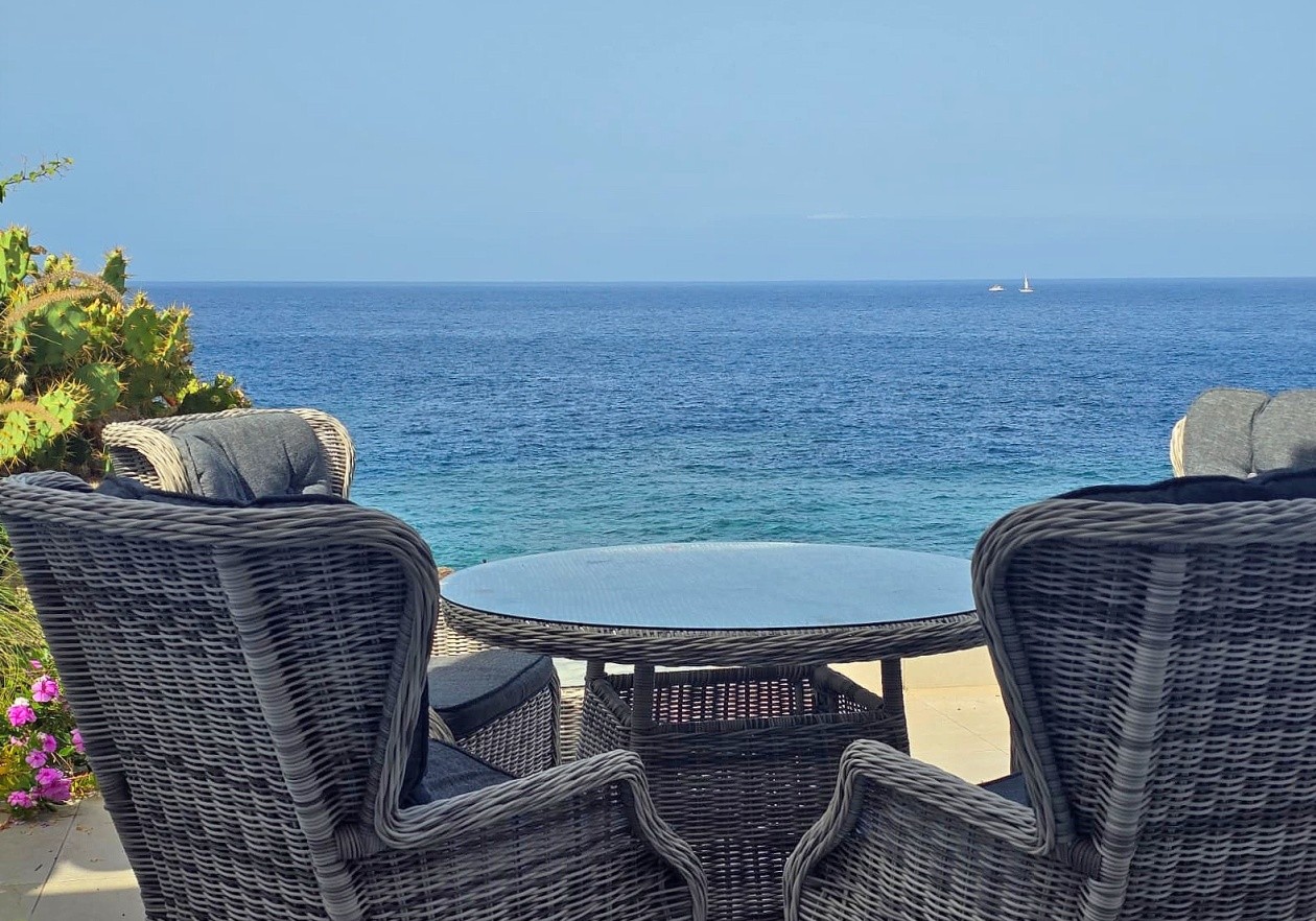 Apartamento en primera línea de playa - Playa de la Arena, Puerto de Santiago