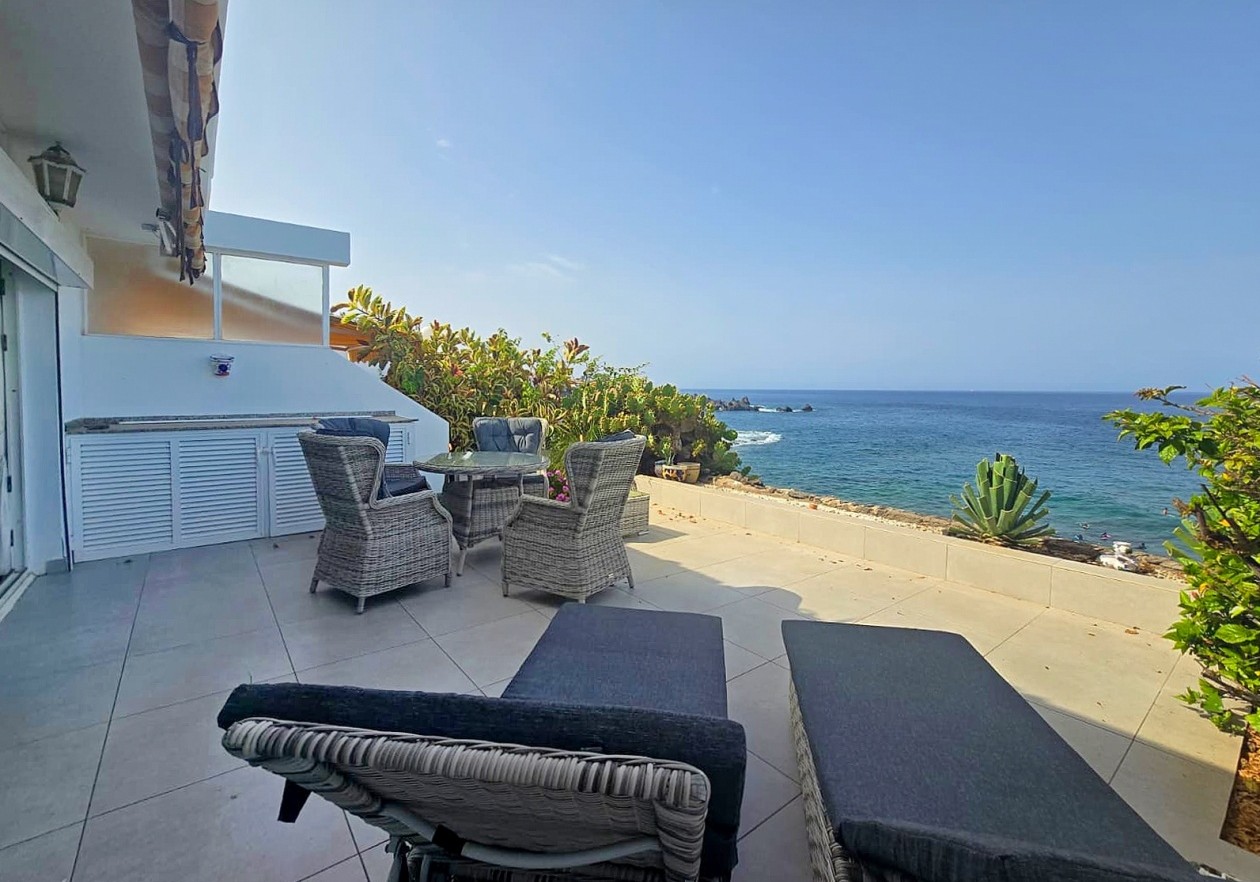 Apartamento en primera línea de playa - Playa de la Arena, Puerto de Santiago