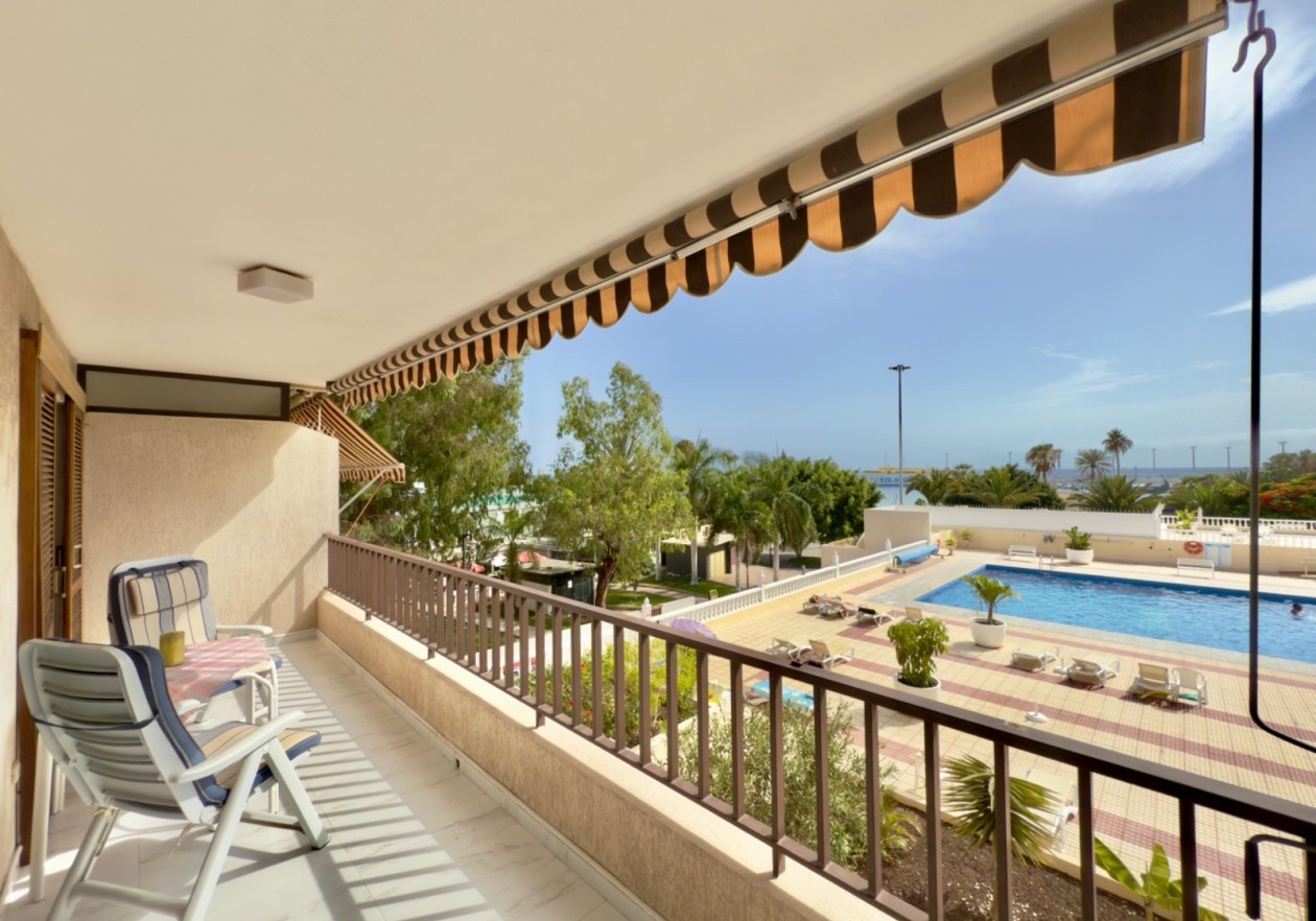Apartamento en segunda línea de playa - Los Cristianos