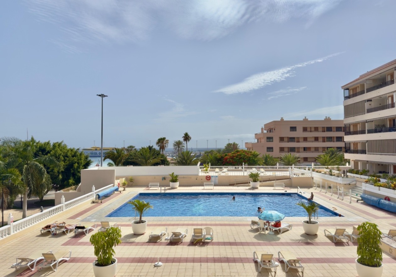 Apartamento en segunda línea de playa - Los Cristianos