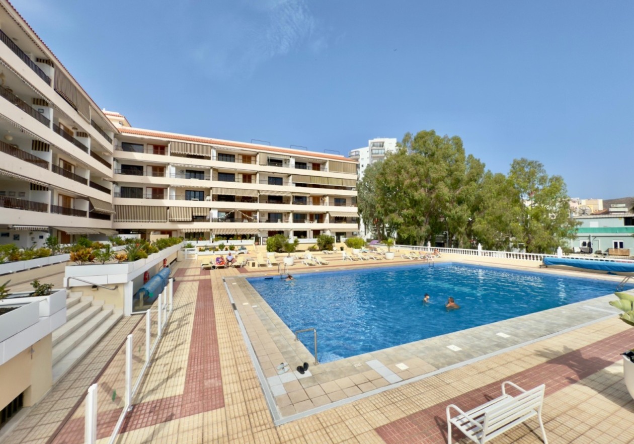 Apartamento en segunda línea de playa - Los Cristianos