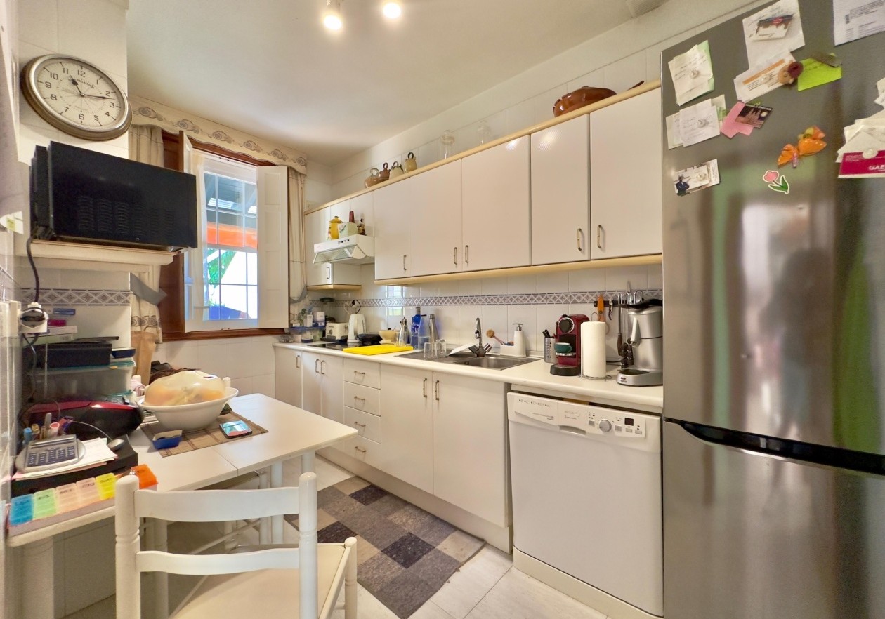 Amplia casa unifamiliar en Las Rosas – Arona