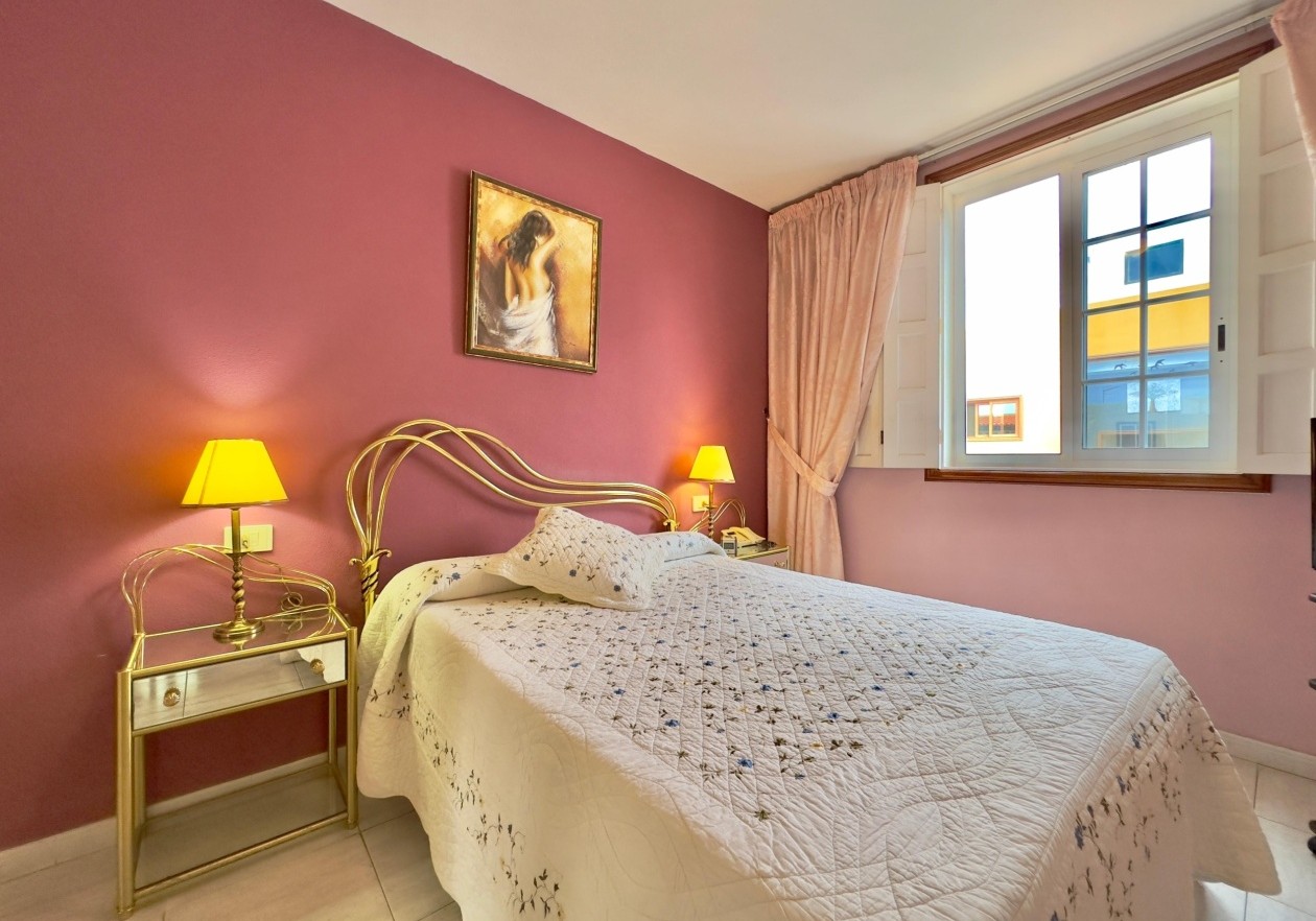 Amplia casa unifamiliar en Las Rosas – Arona