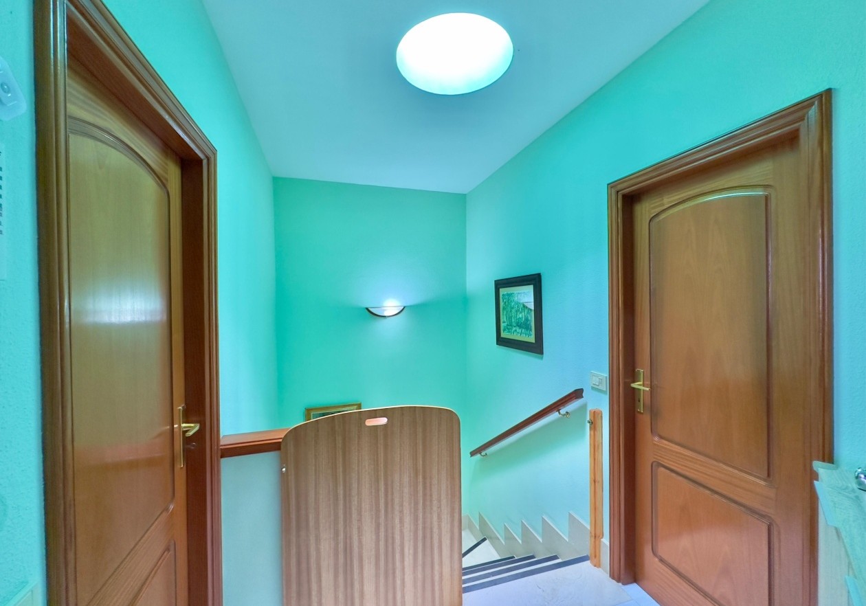 Amplia casa unifamiliar en Las Rosas – Arona