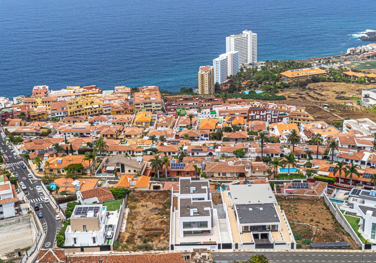 VILLA DE LUJO CON VISTAS AL MAR 