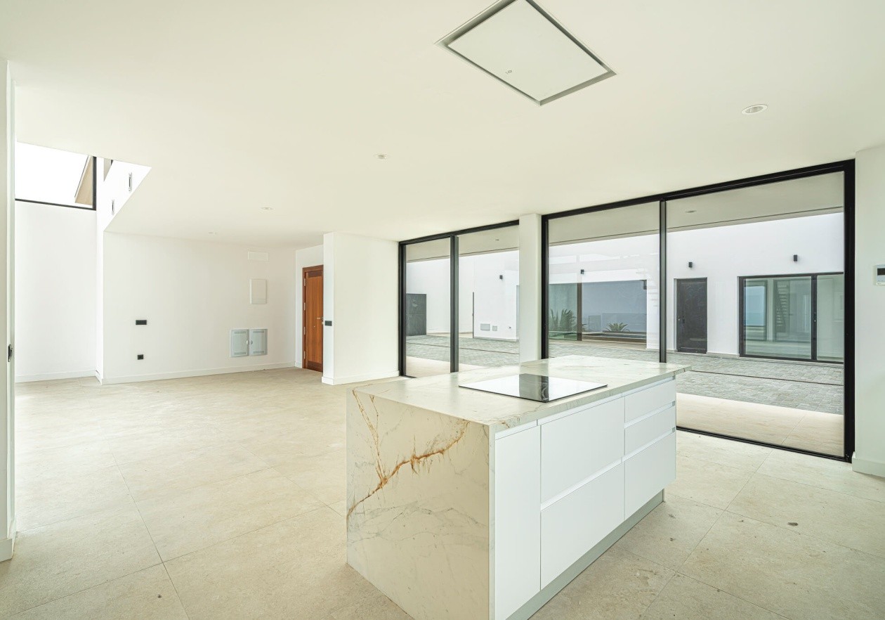 VILLA DE LUJO CON VISTAS AL MAR 