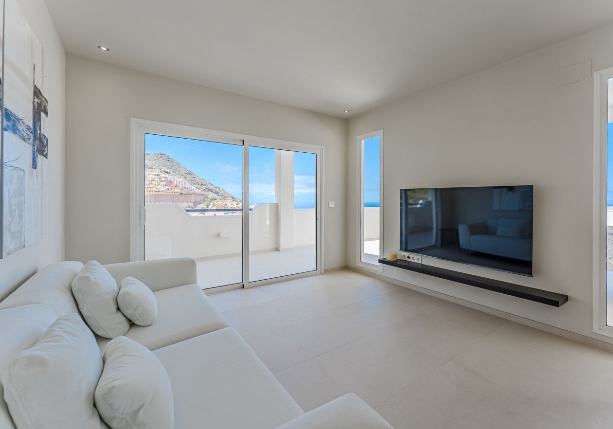 Ático con piscina privada en Roque del Conde 