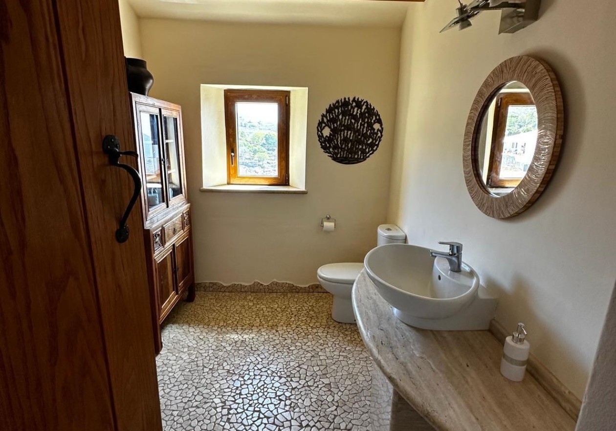 Finca rústica de estilo canario con piscina en Arona