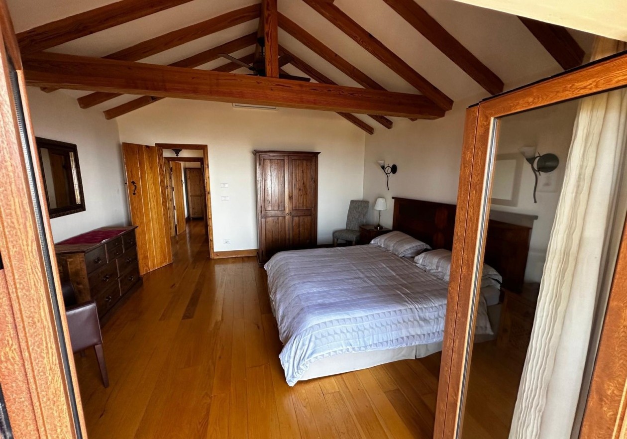 Finca rústica de estilo canario con piscina en Arona