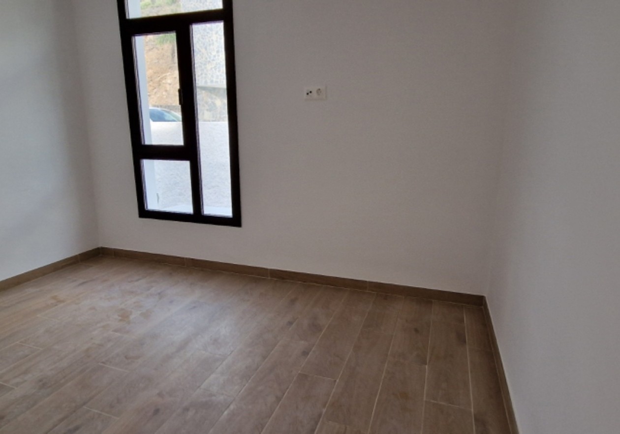 Dúplex con terraza y vistas al mar en Los Gigantes