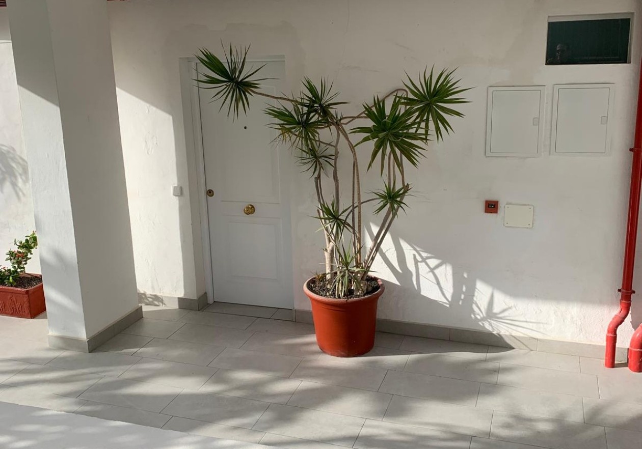 Moderno apartamento de lujo a pocos pasos Playa Las Vistas