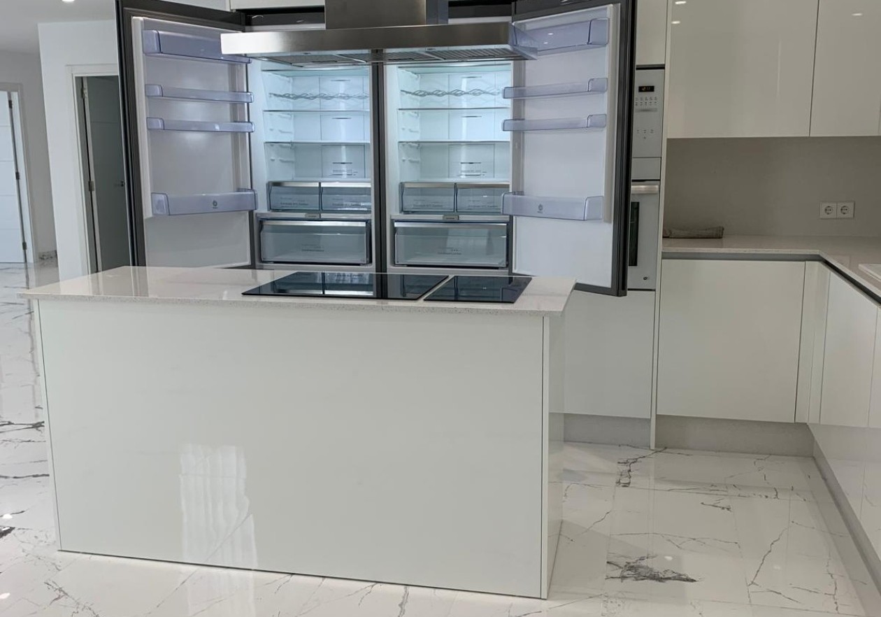 Moderno apartamento de lujo a pocos pasos Playa Las Vistas