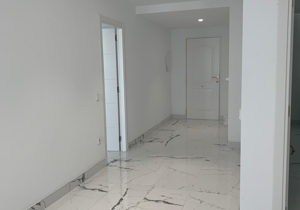 Moderno apartamento de lujo a pocos pasos Playa Las Vistas