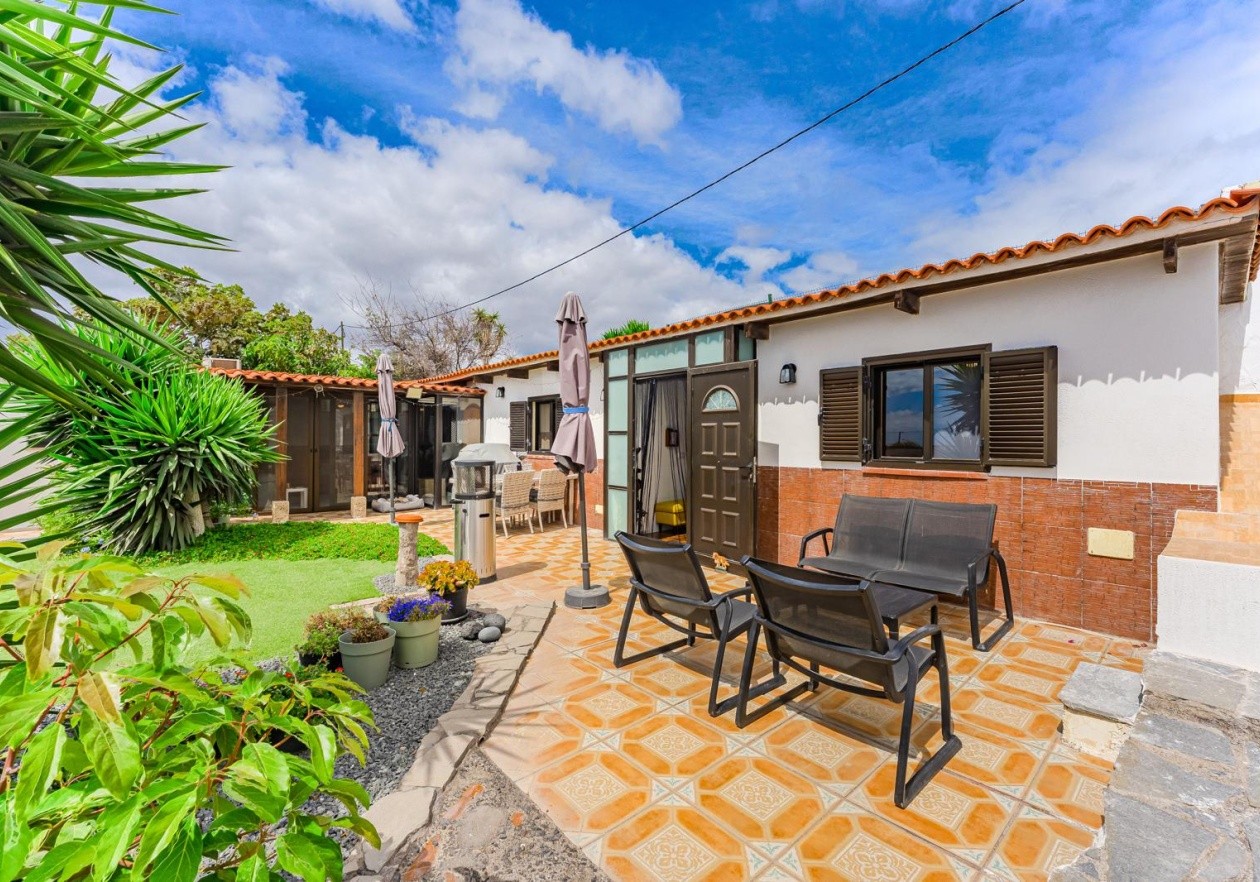 Casa independiente con piscina - San Isidro, Granadilla de Abona