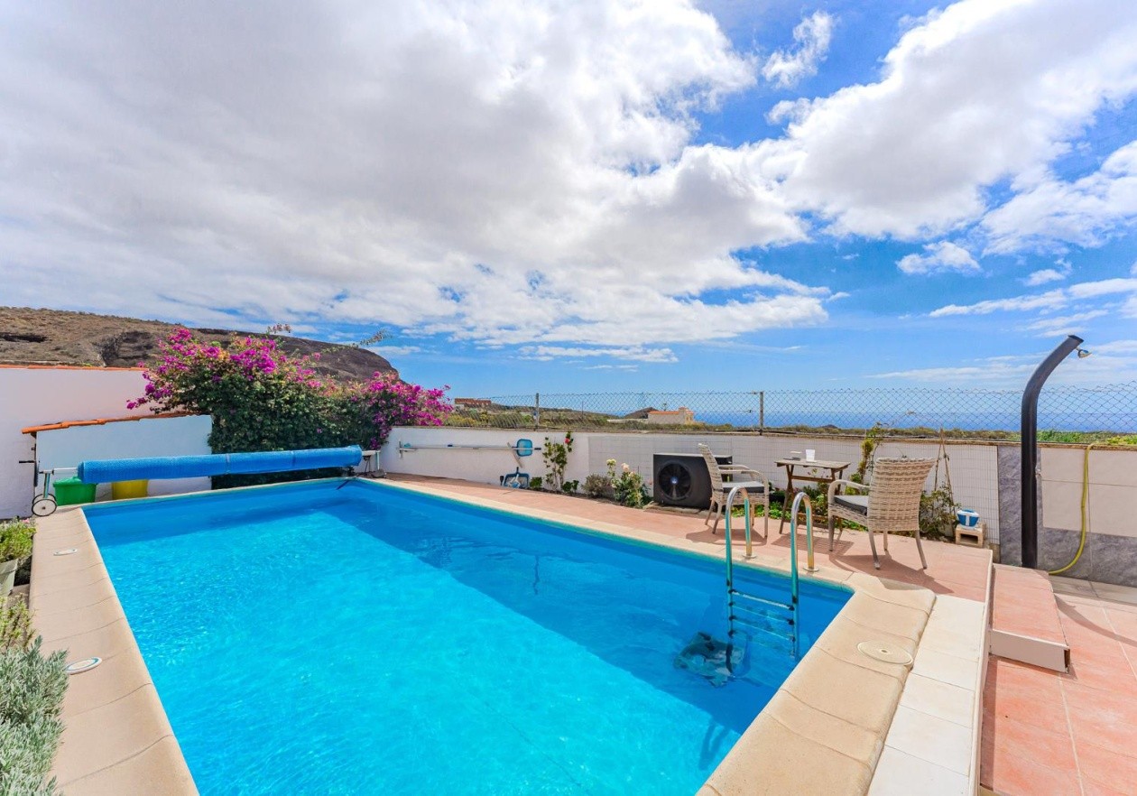 Casa independiente con piscina - San Isidro, Granadilla de Abona