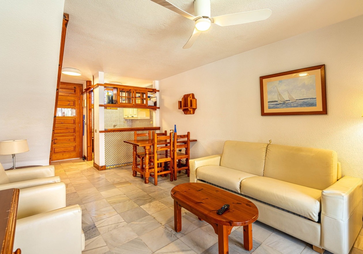 Dúplex de 1 dormitorio en Parque Santiago 3 – Vistas laterales al mar y montaña