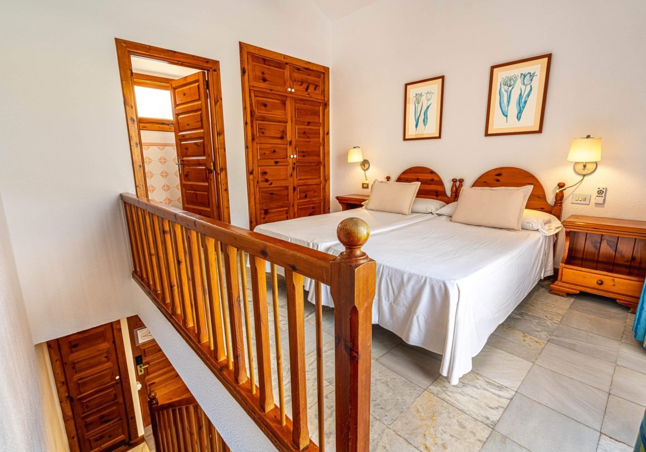 Dúplex de 1 dormitorio en Parque Santiago 3 – Vistas laterales al mar y montaña