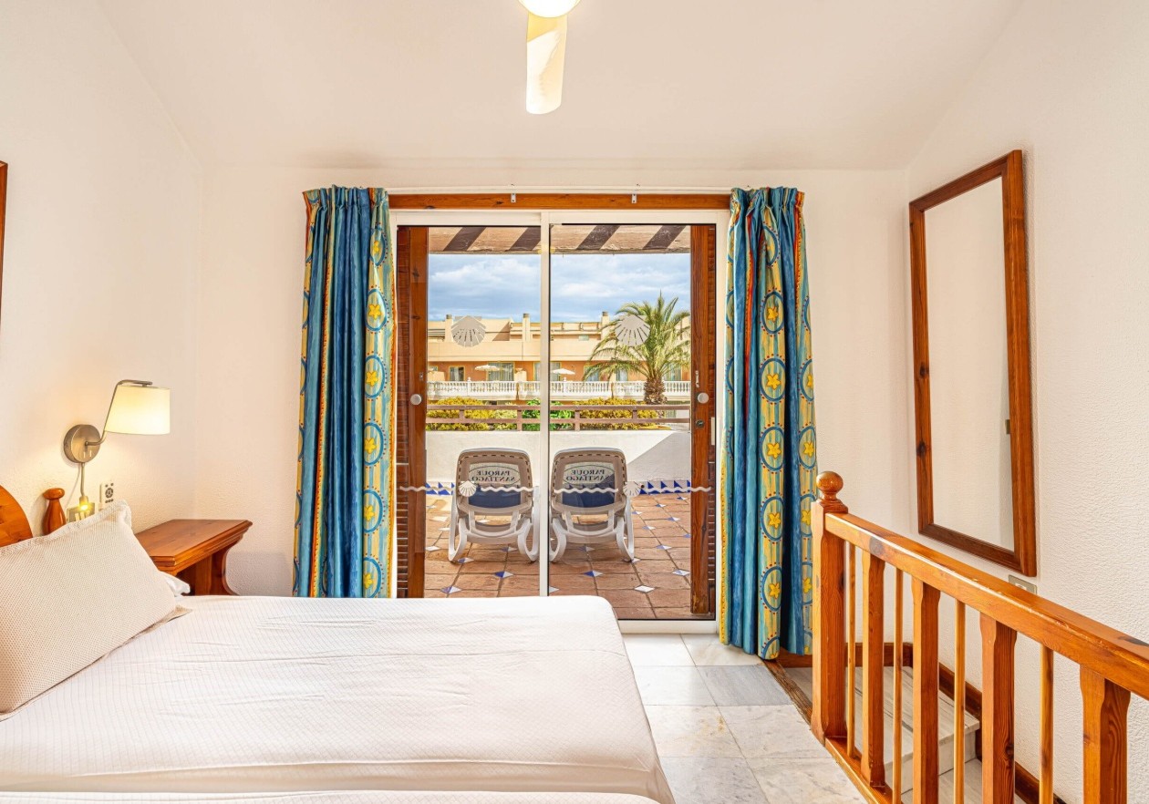 Dúplex de 1 dormitorio en Parque Santiago 3 – Vistas laterales al mar y montaña
