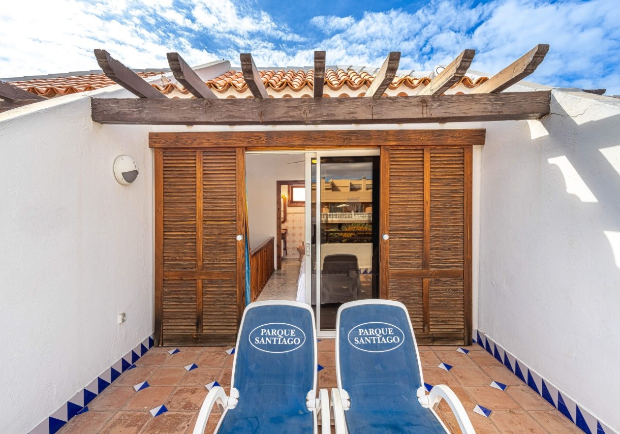 Dúplex de 1 dormitorio en Parque Santiago 3 – Vistas laterales al mar y montaña